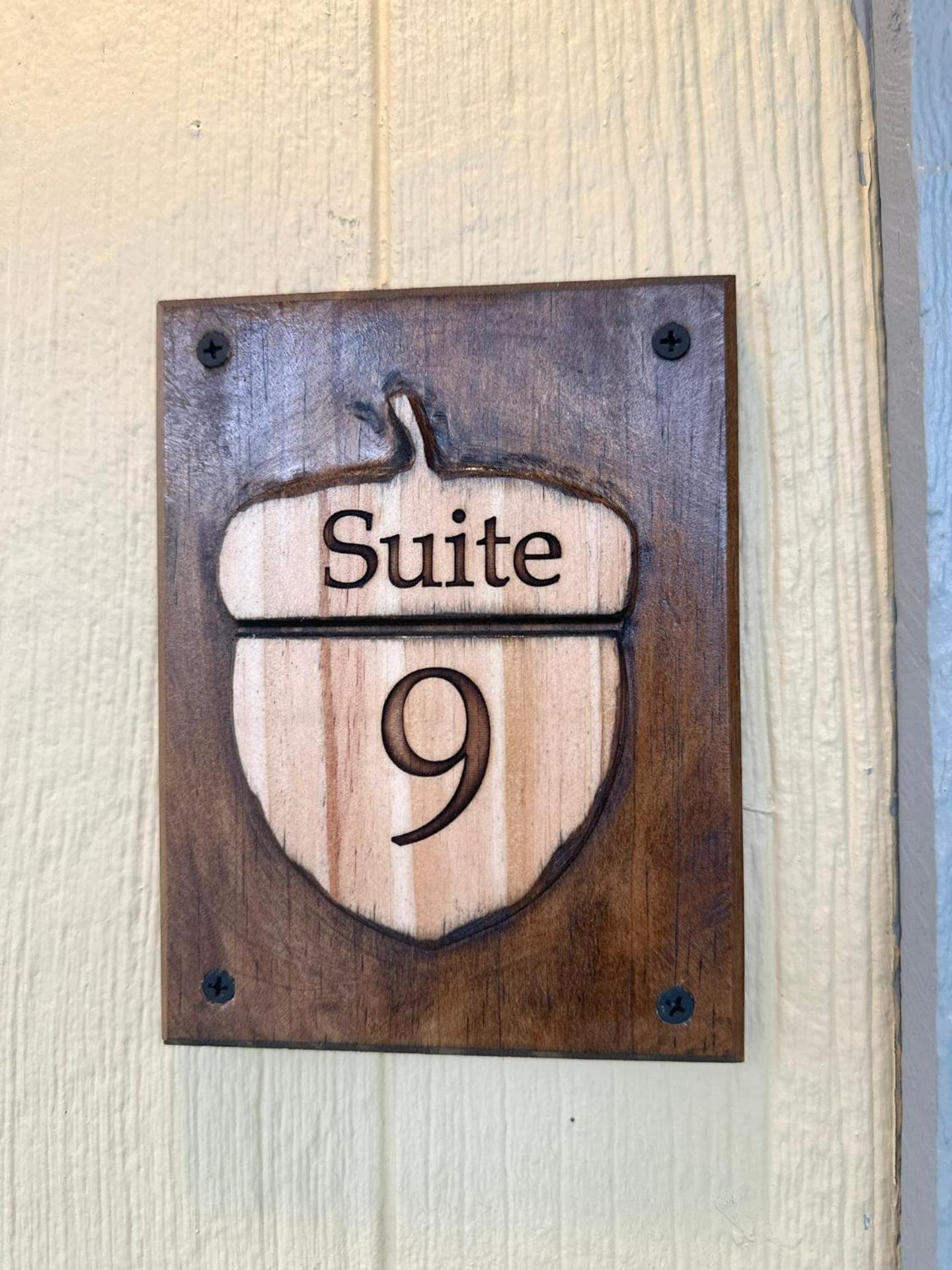 Acorn Hideaways Canton Rustic Old West Frontier Suite Exterior photo